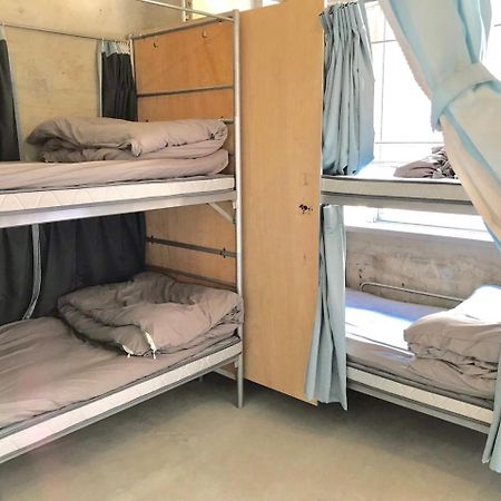 Hostel Haru Tokio Buitenkant foto